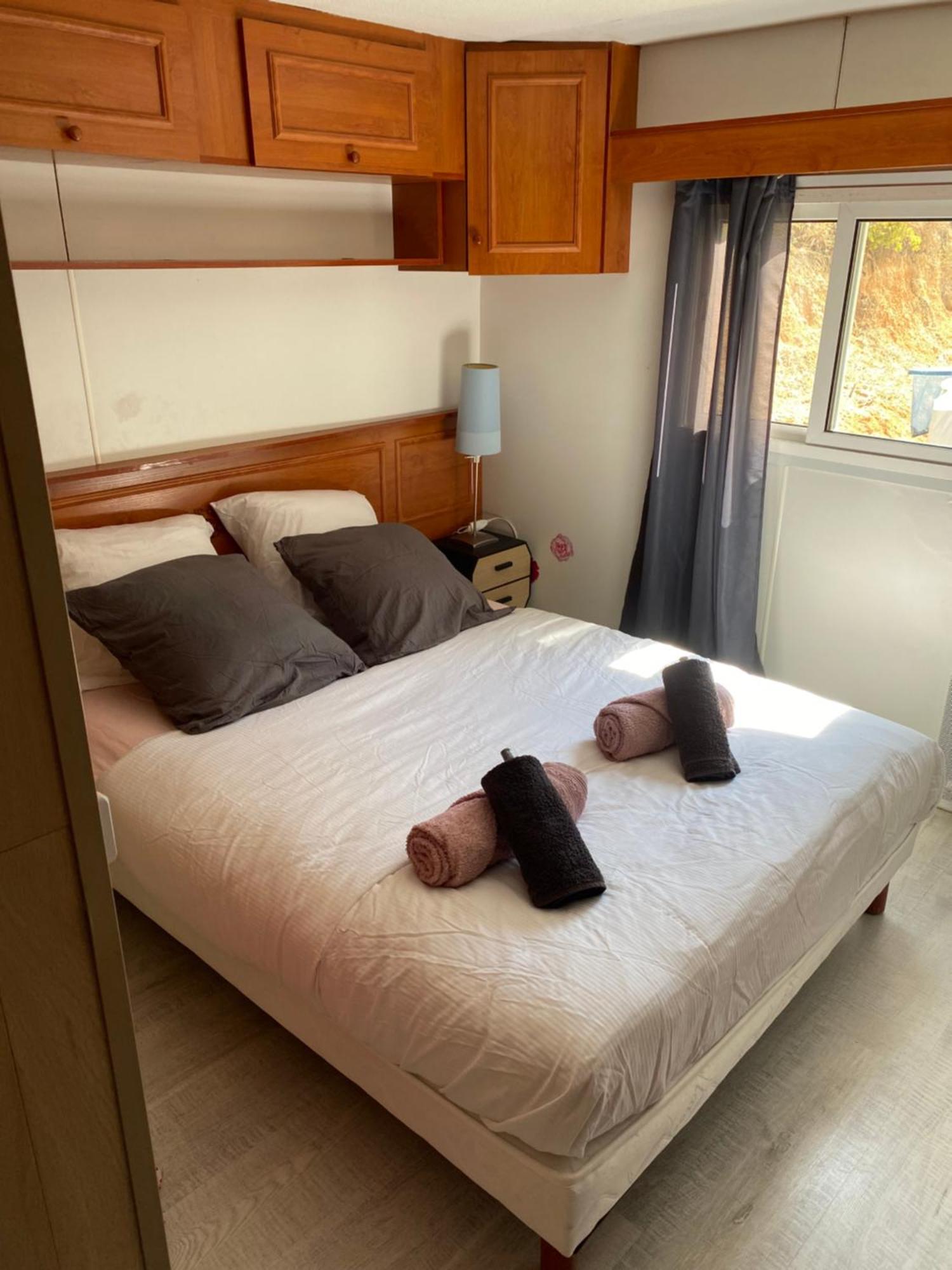 Bungalow Avec Piscine Privative Proche Aix En Provence La Barben エクステリア 写真